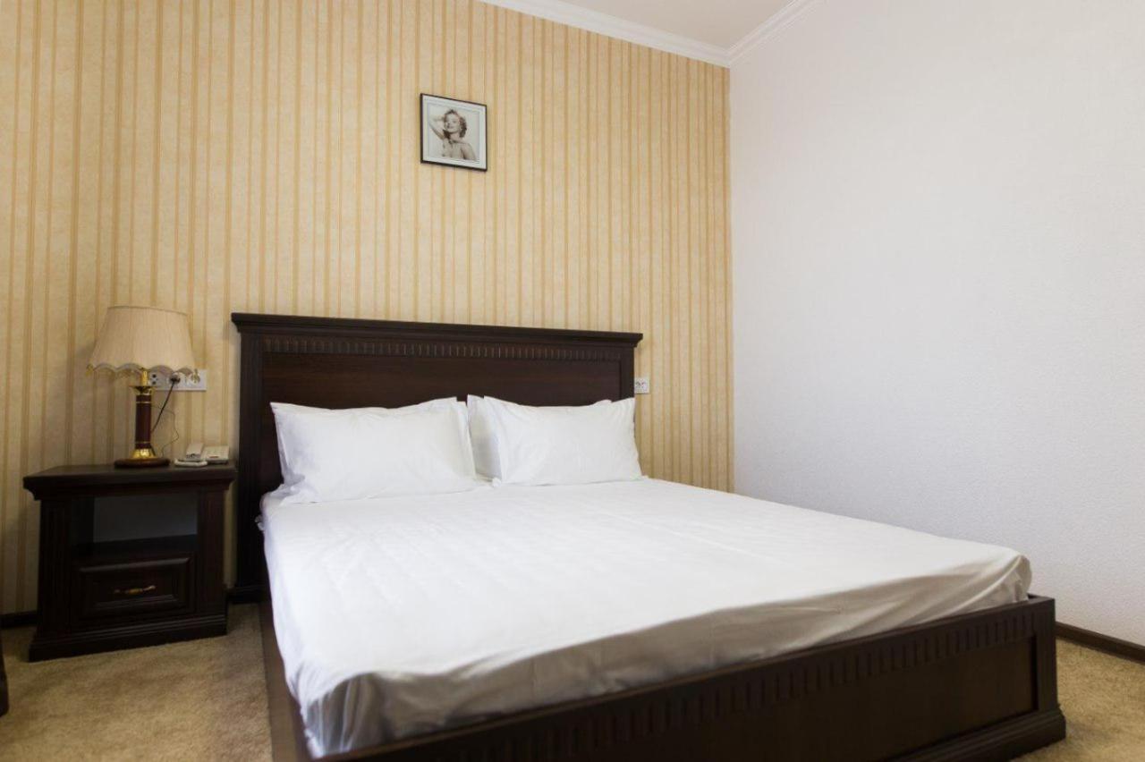 Alexander Hotel Samarkand Exterior foto